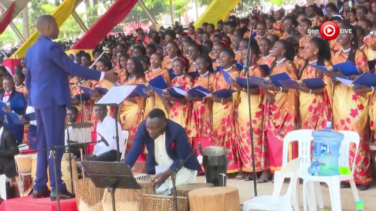 Leero tujaguze ffena 🎶- Abajulizi ba Uganda, batikiddwa engule- FortPortal Diocese, Matyrs Day 2022