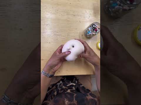 ?Aprende a realizar #ojitos y #boca de una #carita para #manualidades, te quedará espectacular!