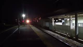 川中島駅　E127系4両編成普通列車小淵沢行き　到着
