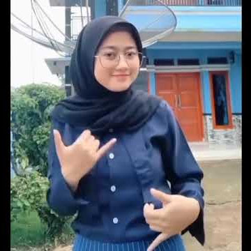 Story wa cewek joget santay