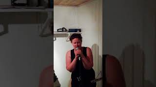 Karaoke  cover of Zombie by Bad wolves Resimi