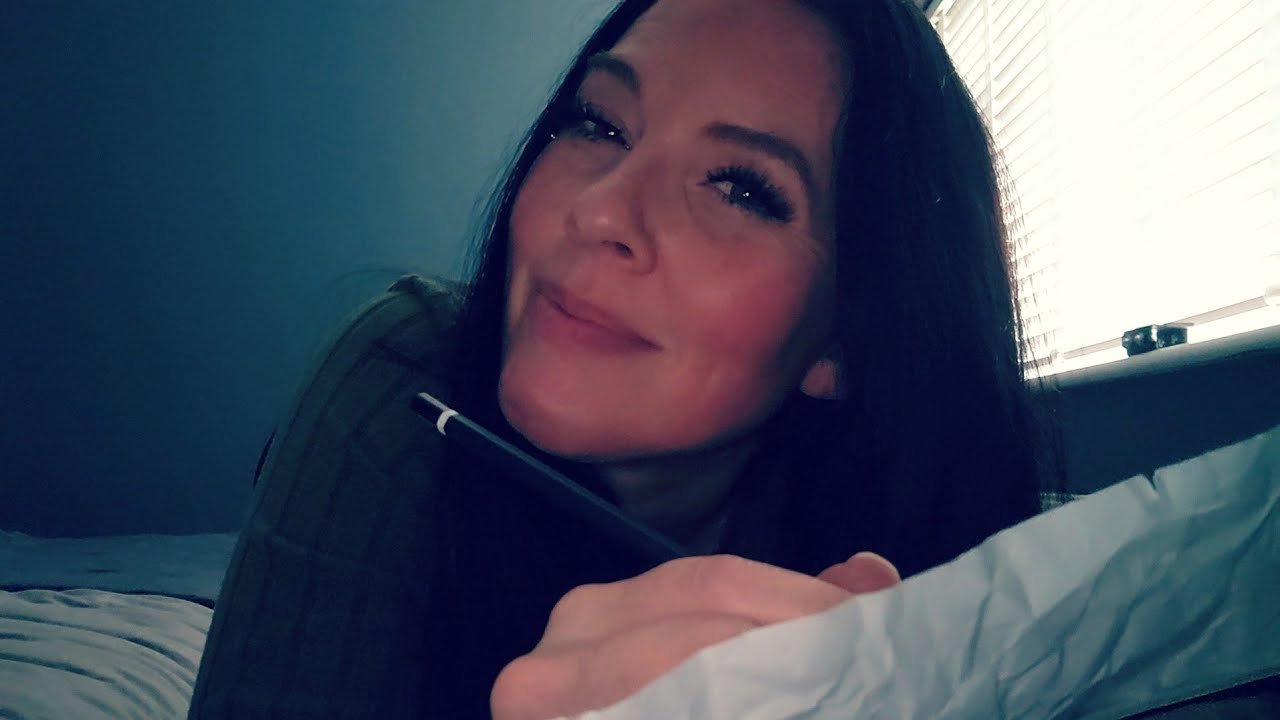 ASMR- Drawing You (Gum & Pencil Chewing, Paper Crinkles, and Scribbles) ✏️