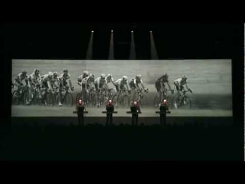 Kraftwerk - Tour De France Étape 2 [Live, 2004] HD