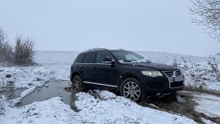 Чи далеко заїде Туарег на літній гумі по снігу - експеримент