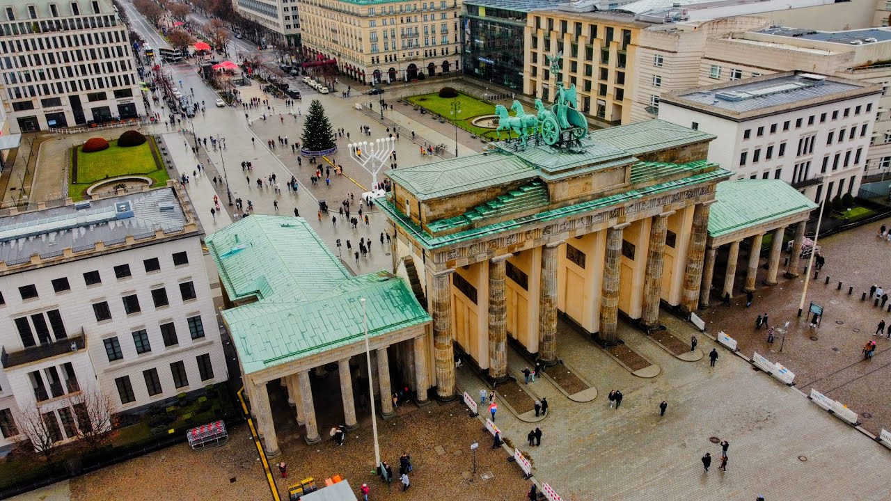 🇩🇪 Brandenburg Gate, Berlin , Germany, Deutschland - Full HD Relaxing Drone