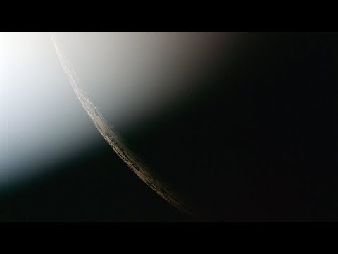 La Luna sotto gli occhi di Apollo 13