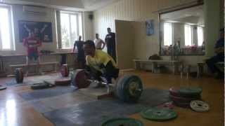 Клоков Дмитрий  -  195 кг на 2 раза.  (27.02.2012)