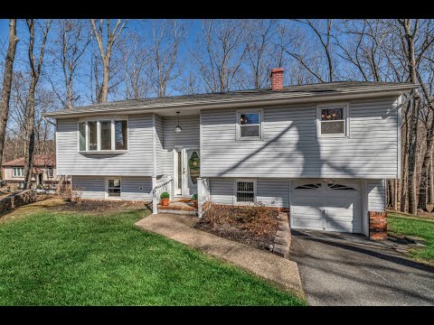 14 Forsgate Drive, Ringwood, NJ home video tour