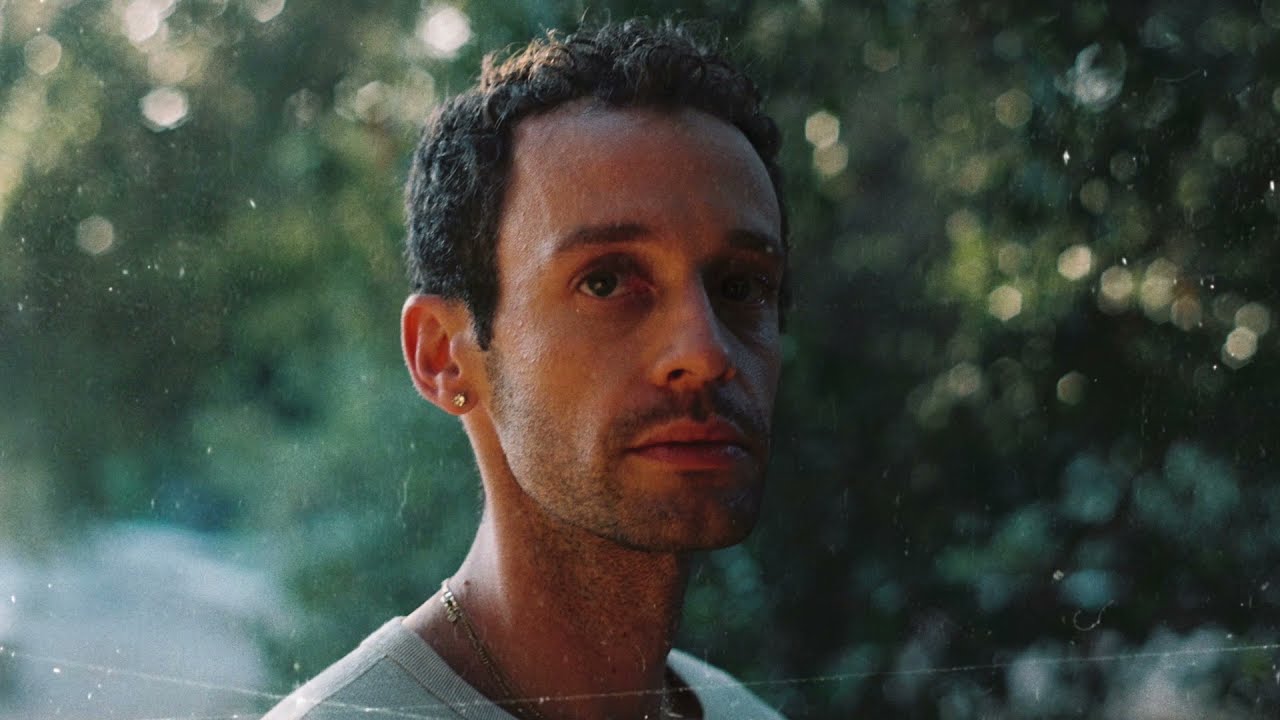 Assista a WRABEL - this christmas (official audio) no YouTube Assista a WRABEL - this christmas (official audio) no YouTube