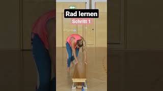 🤸Rad Lernen 🤸‍♀️ Übung Kinder - Schritt 1 #Bodenturnen #Sportunterricht #Rad