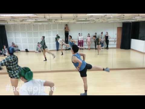 Contemporary jazz class