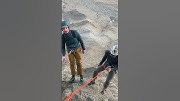 Multi-Pitch Rappelling: Party of 3