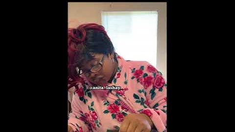 How yo mama be when she doing yo hair