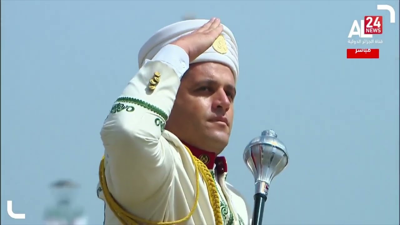 شاهد: فرقة المزاود التابعة للحرس الجمهوري في الاستعراض العسكري المخلد لذكرى الاستقلال