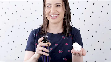 Používáte pěnu na mokré nebo suché vlasy?