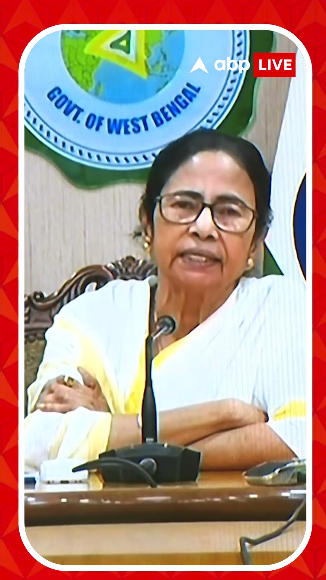 প্রত্যেক জেলায় শপিং মল এবং সিনেমা হল তৈরির ঘোষণা মমতার