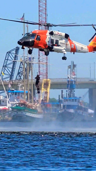 #Coastguard #water #rescue #emergency #omg #wtf #wow #helo #helicopter