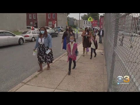 Gideon Elementary School Celebrates 'Walk To School Day'