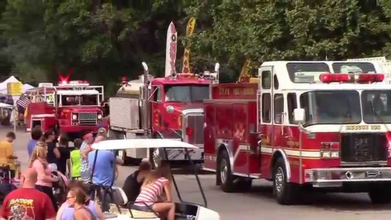 North Manchester Indiana Fun Fest Parade 'The Sirens' 882015 YouTube