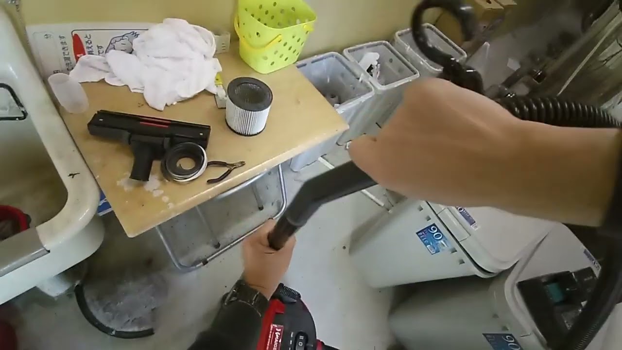 HAIGE（ハイガー） 充電式掃除機 コードレス バッテリー式 乾湿両用