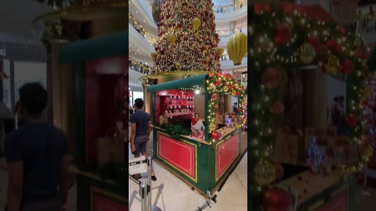 Christmas night in colombo             