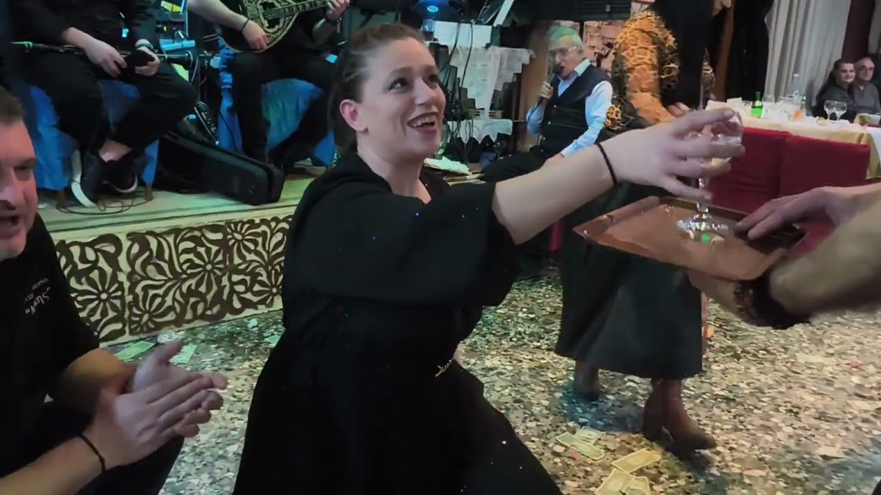 Μουσική ταβέρνα Μάκης Δοξάτο Δράμας 21/2/26 (1)  Τελευταίο Σαββατόβραδο Αποκριάς