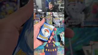 After over 1300 packs of black bolt we finally pulled the Zekrom Ex BWR !!