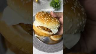 Homemade Chicken Burger | Quick and Tasty Recipe #shorts #viral #ytshorts #ytviral #burger
