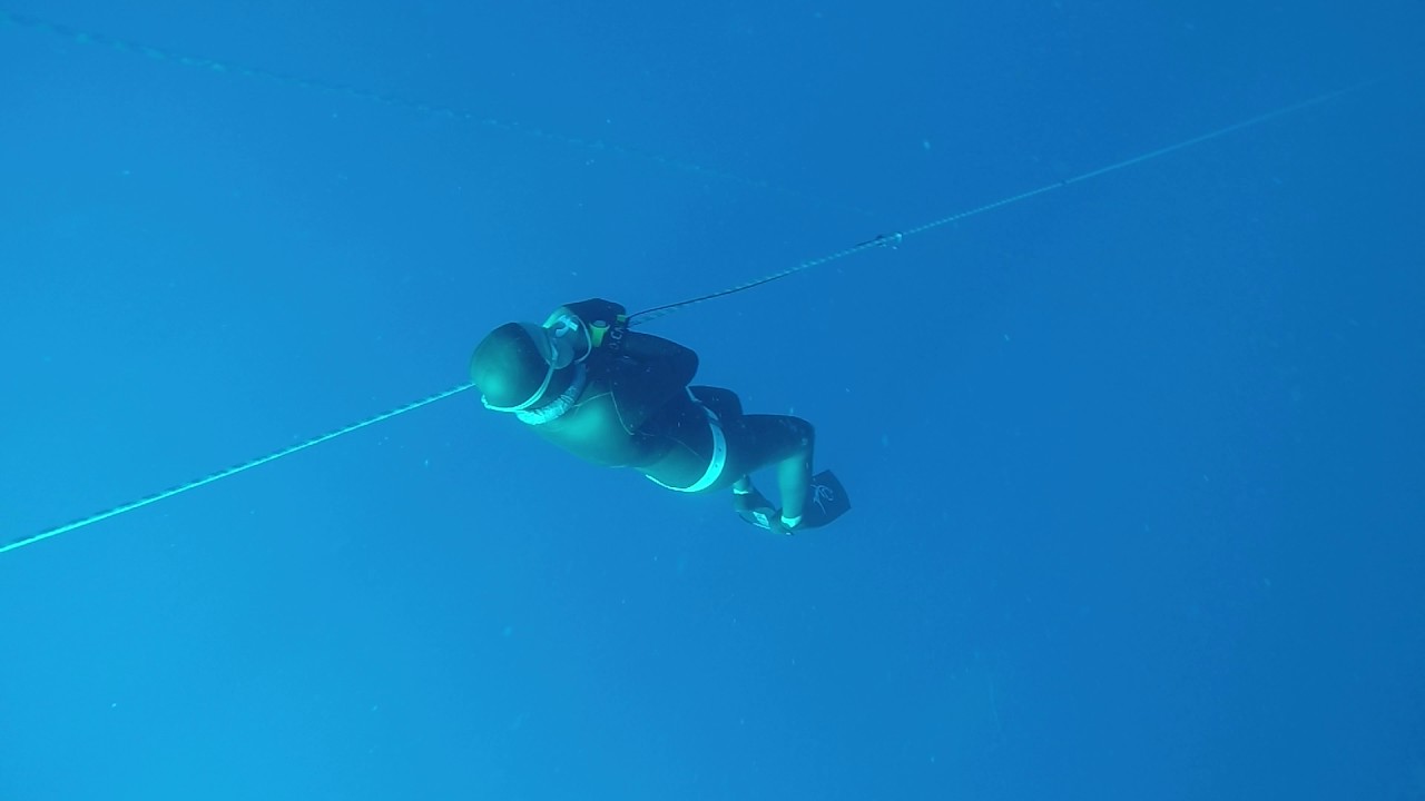 Derya Can Apnea training. 10 m'de nefes tutma antrenmanı.