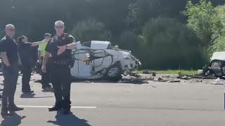 Download Lagu Serious accident closes I-590 South near Empire Boulevard MP3 Download Lagu Serious accident closes I-590 South near Empire Boulevard MP3