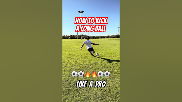How to Kick a Long Ball like a PRO! ⚽️🔥#Soccer