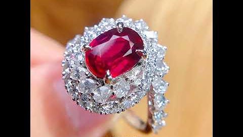 Nhẫn Ruby thiên nhiên cắt facet 2.01 carat kết hợp Kim cương, Vàng trắng