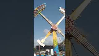 el martillo loco???? #short #feria #youtubeshorts #expo2022 #parque