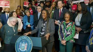 UUP Downstate Chapter President Redetha Abrahams-Nichols