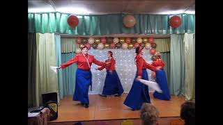 картинка: Молодушки -  Рябиновые бусы.