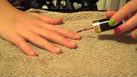 Vlogmas Day#1/ Christmas Nail Tutorial