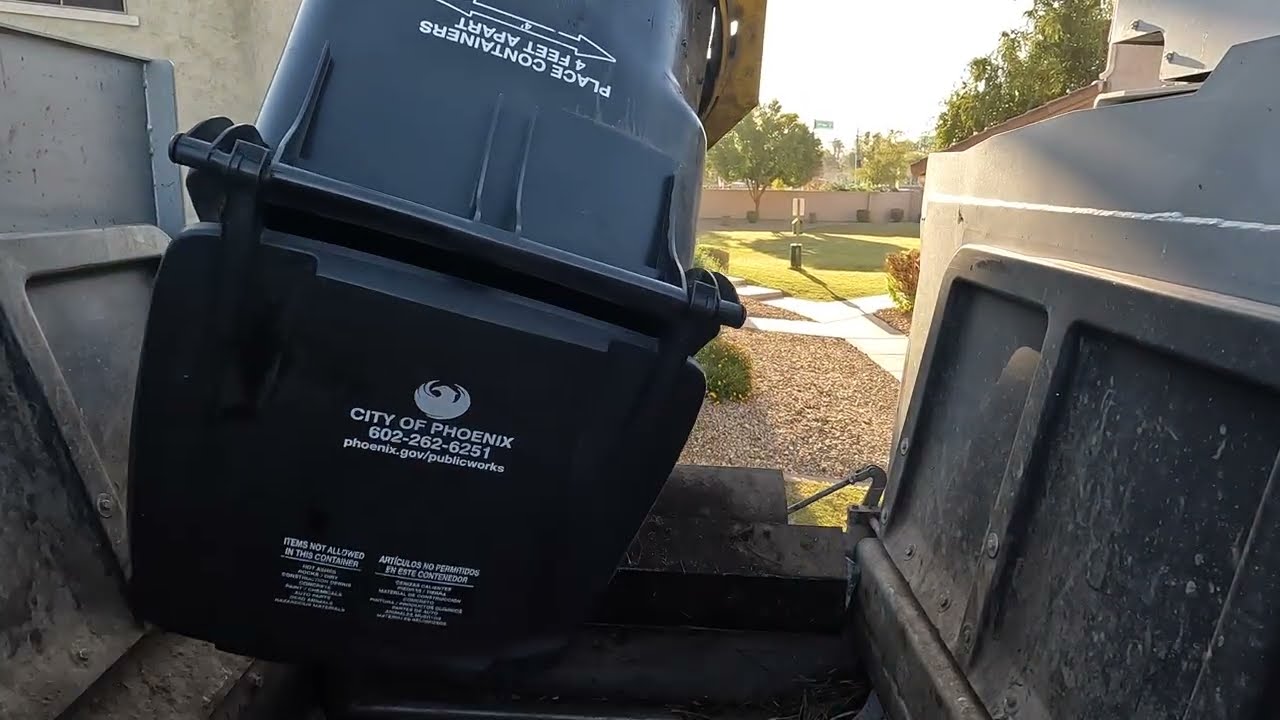 City Of Phoenix | Curbtender PowerPak Garbage Truck Hopper View