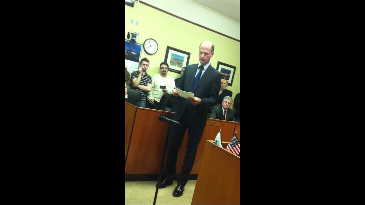 Gordon O'Brien becomes a  Chevelier in the French Legion of Honour