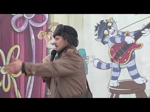 Деревня Простоквашино - центр притяжения.