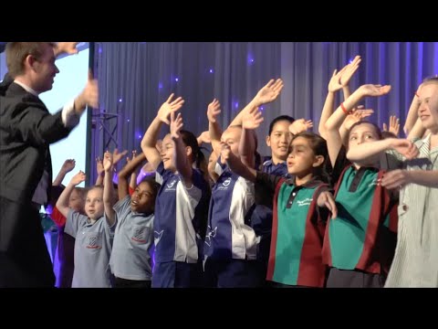 Count Us In Choir performing at Australian Music Assn Convention