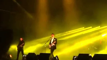 Arctic Monkeys - Old yellow bricks -  live Leeds Festival 2014 - HD
