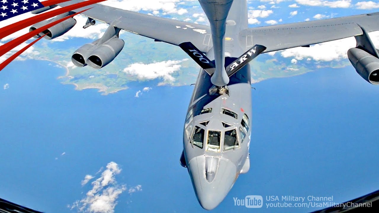 成層圏の要塞 B 52戦略爆撃機の空中給油 Youtube