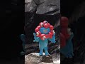 水辺で遊ぶミャクミャクさま　ミャクミャクさま動画その8