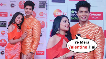 Iss Mod Se Jaate Hain Couple Akshita Mudgal & Hitesh Bharadwaj Arrive At Zee Rishtey Awards 2022