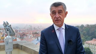 Jsem Váš Premiér Pro Neklidnou Dobu A Žádám Vás O Váš Hlas Pro Číslo 20, Pro Hnutí Ano