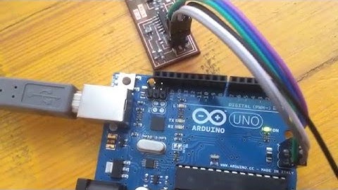 Programming Arduino with a FabISP