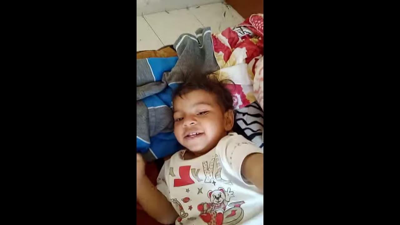 Cute Baby Https Youtube Com Channel UCV8hejLHJnvttGlmco1Xl7A