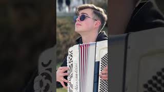 Beautiful Tango on Accordion Resimi