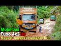 Mobil box Fuso 4x2 HD ngepot - ngepot di tanjakan licin