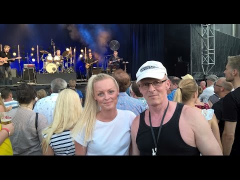 Kim Larsen og Kjukken: Spillestedet Kammerateriet i Svendborg.2015. 04. 07. Kamilla og Karsten Kim Larsen og Kjukken: Spillestedet Kammerateriet i Svendborg.2015. 04. 07. Kamilla og Karsten